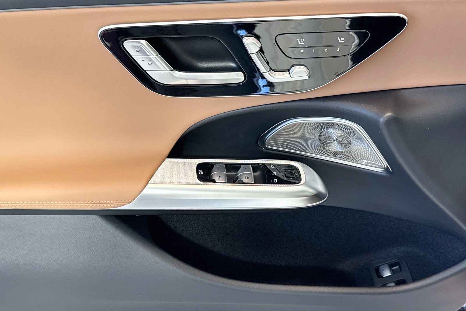 New 2026 Polar White Mercedes-Benz AMG® E 53 E image 16