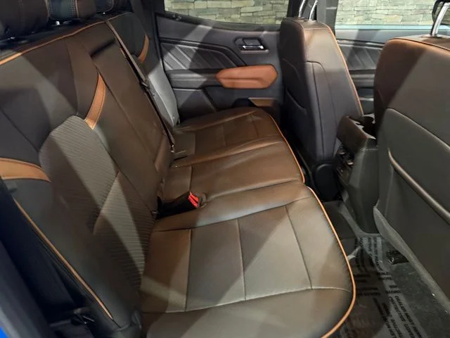 Used 2023 Blue Metallic GMC AT4 image 33