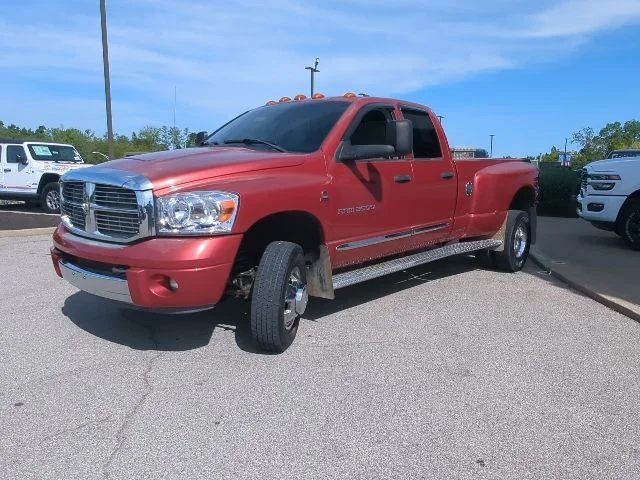 Used 2006 Red Dodge Laramie image 5