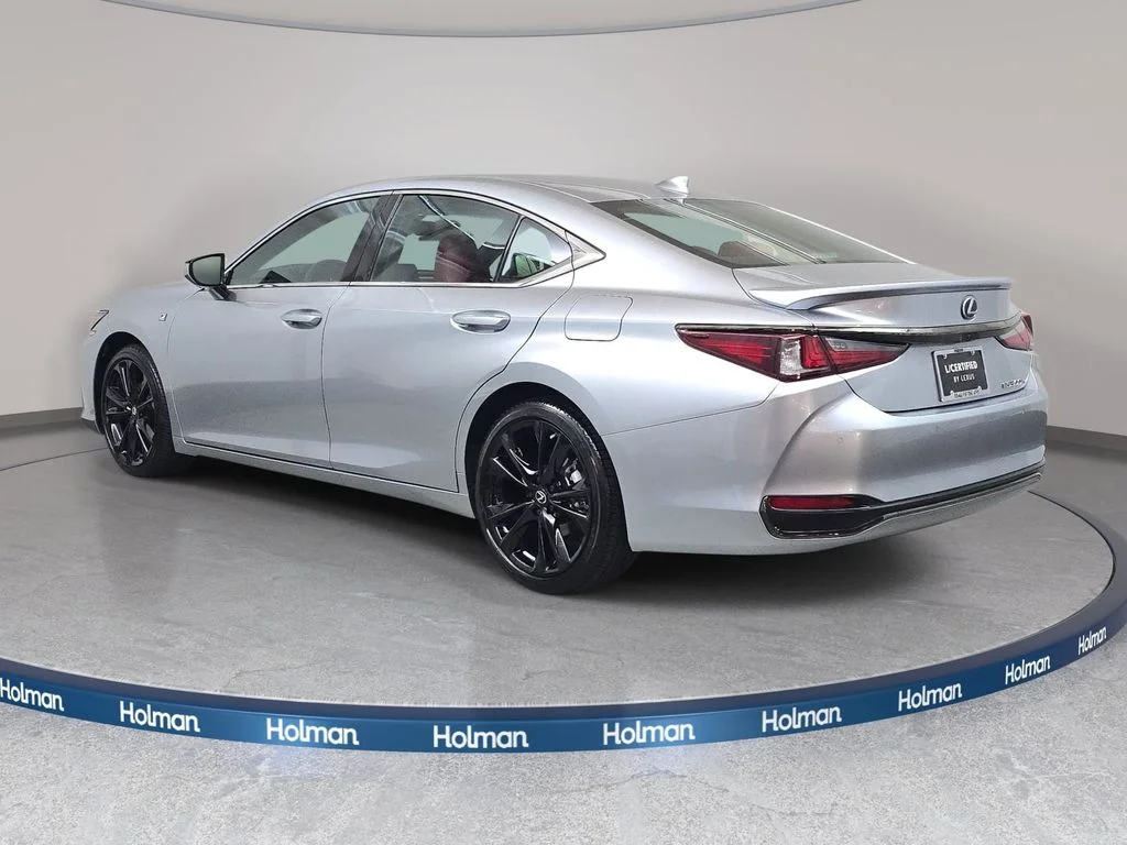 Used 2024 IRIDIUM Lexus 300h F SPORT Handling image 8