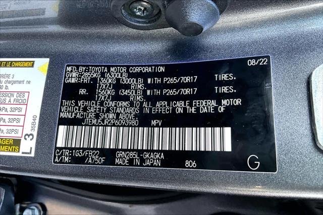 Certified Used 2023 MAGNETIC GRAY MET. Toyota  image 33