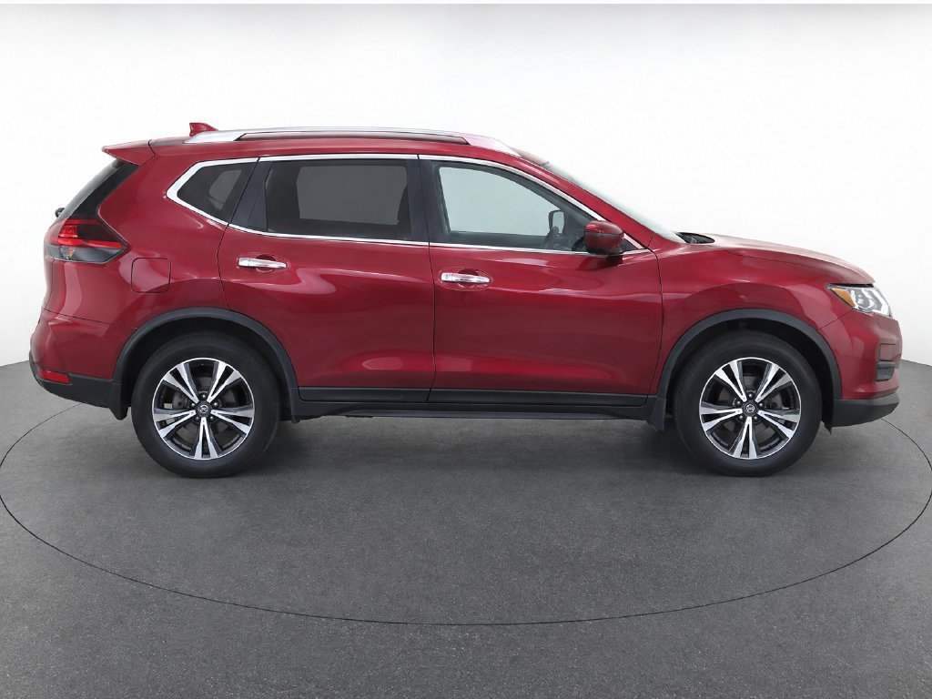 Used 2019 Red Nissan SV image 8