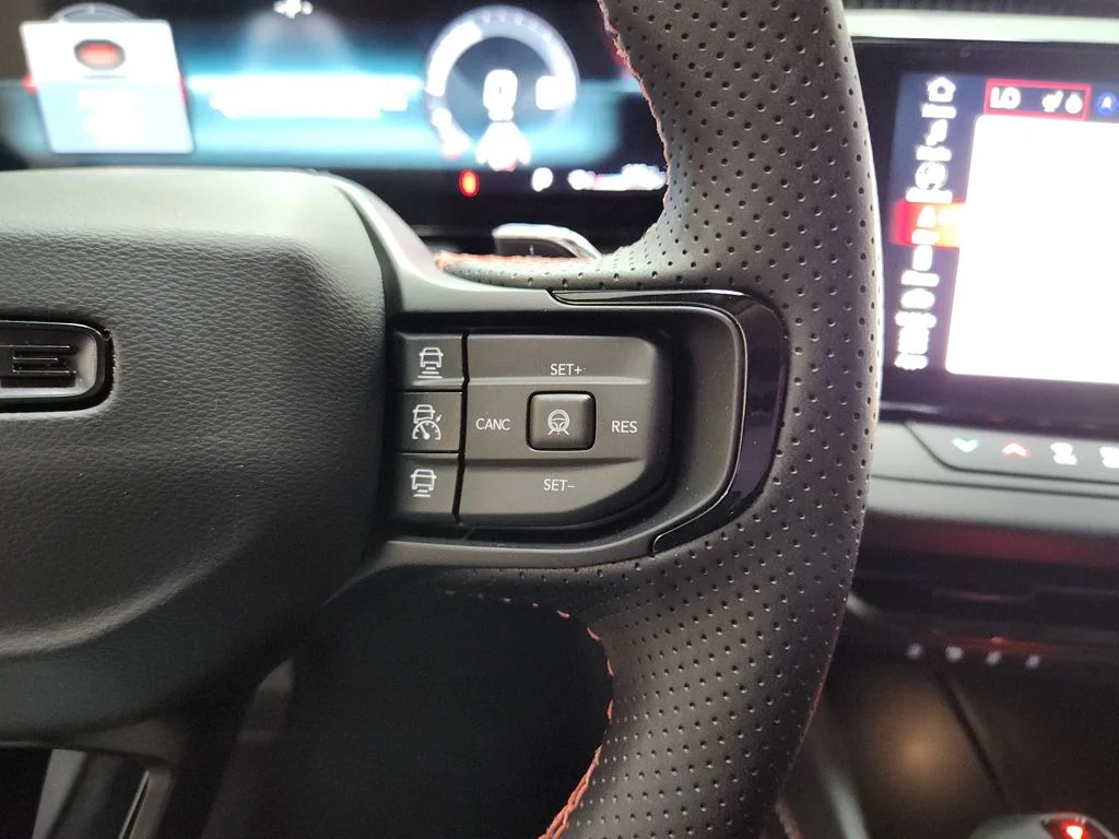 New 2026 White Knuckle Exterior Paint Dodge R/T Plus image 29