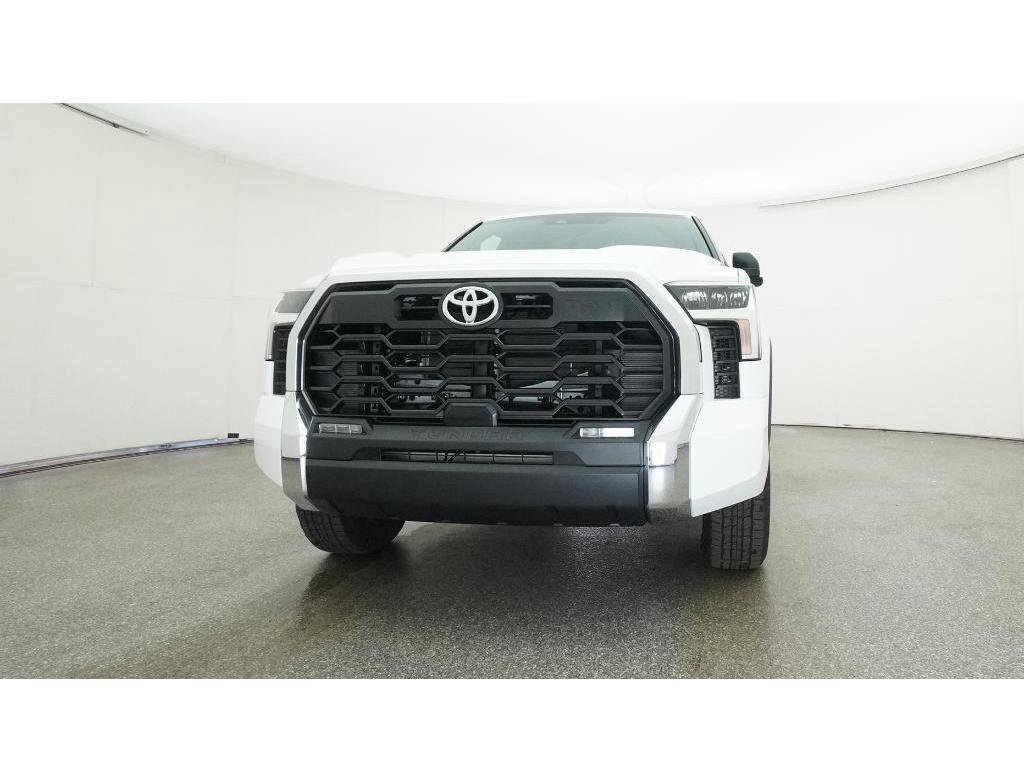 New 2026 Ice Cap Toyota SR5 image 31
