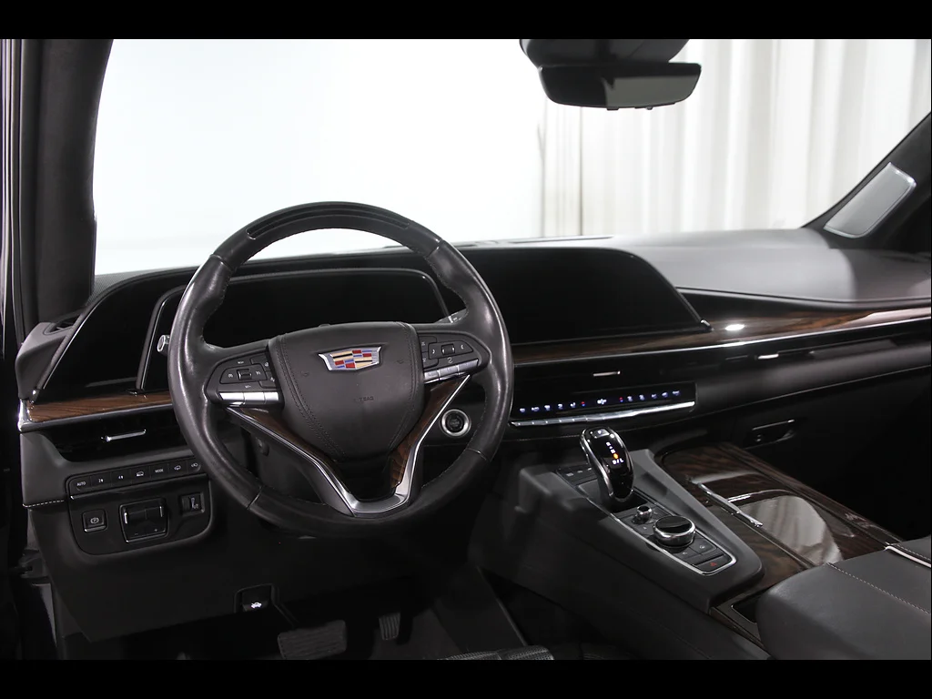 Used 2022 Dark Moon Blue Metallic Cadillac Sport Platinum image 7