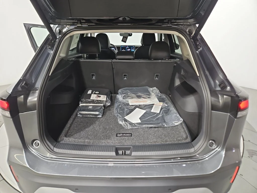 New 2026 Gray Volkswagen 2.0T SE image 22