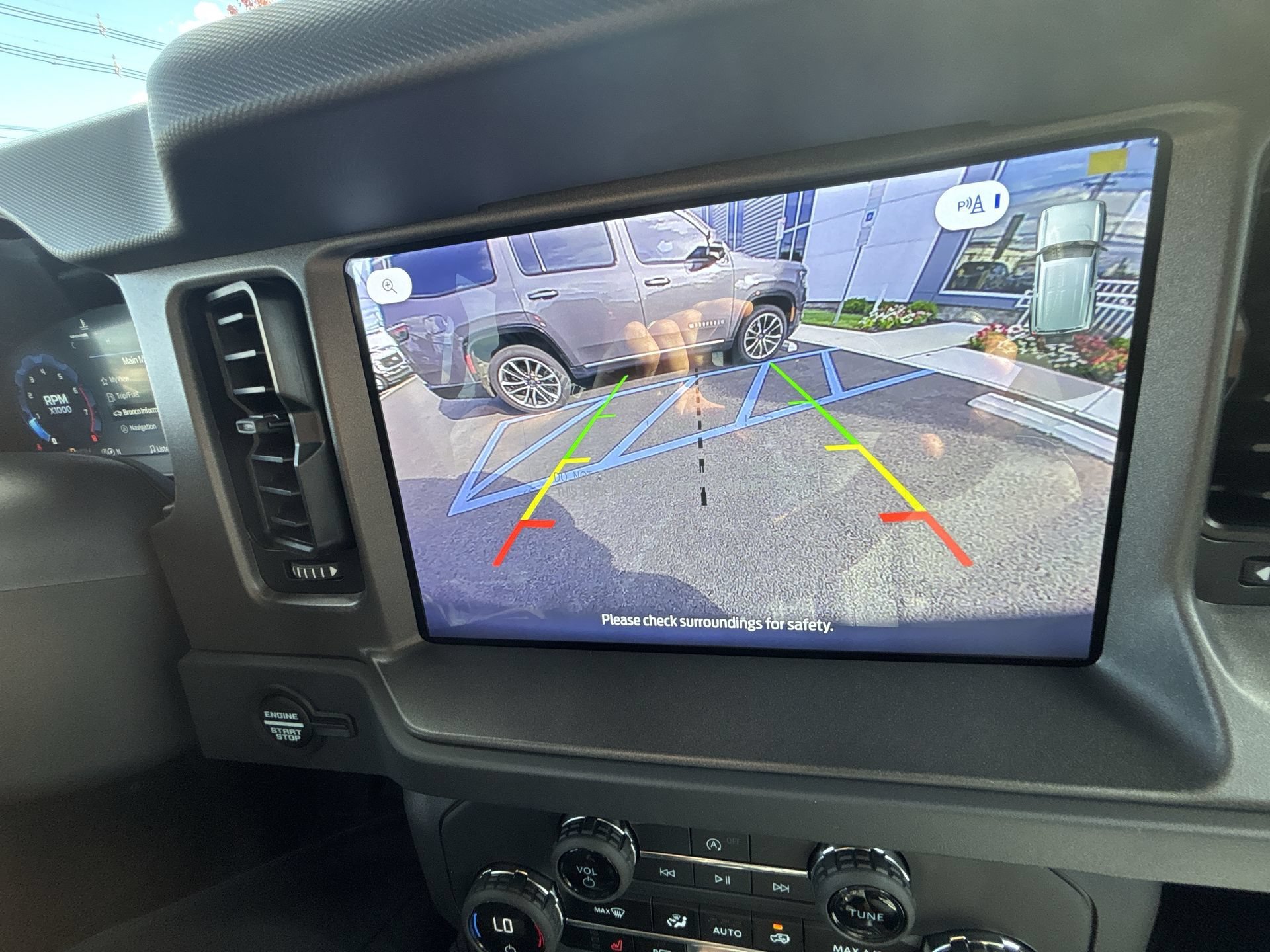 New 2026 Avalanche Gray Ford Big Bend® image 22
