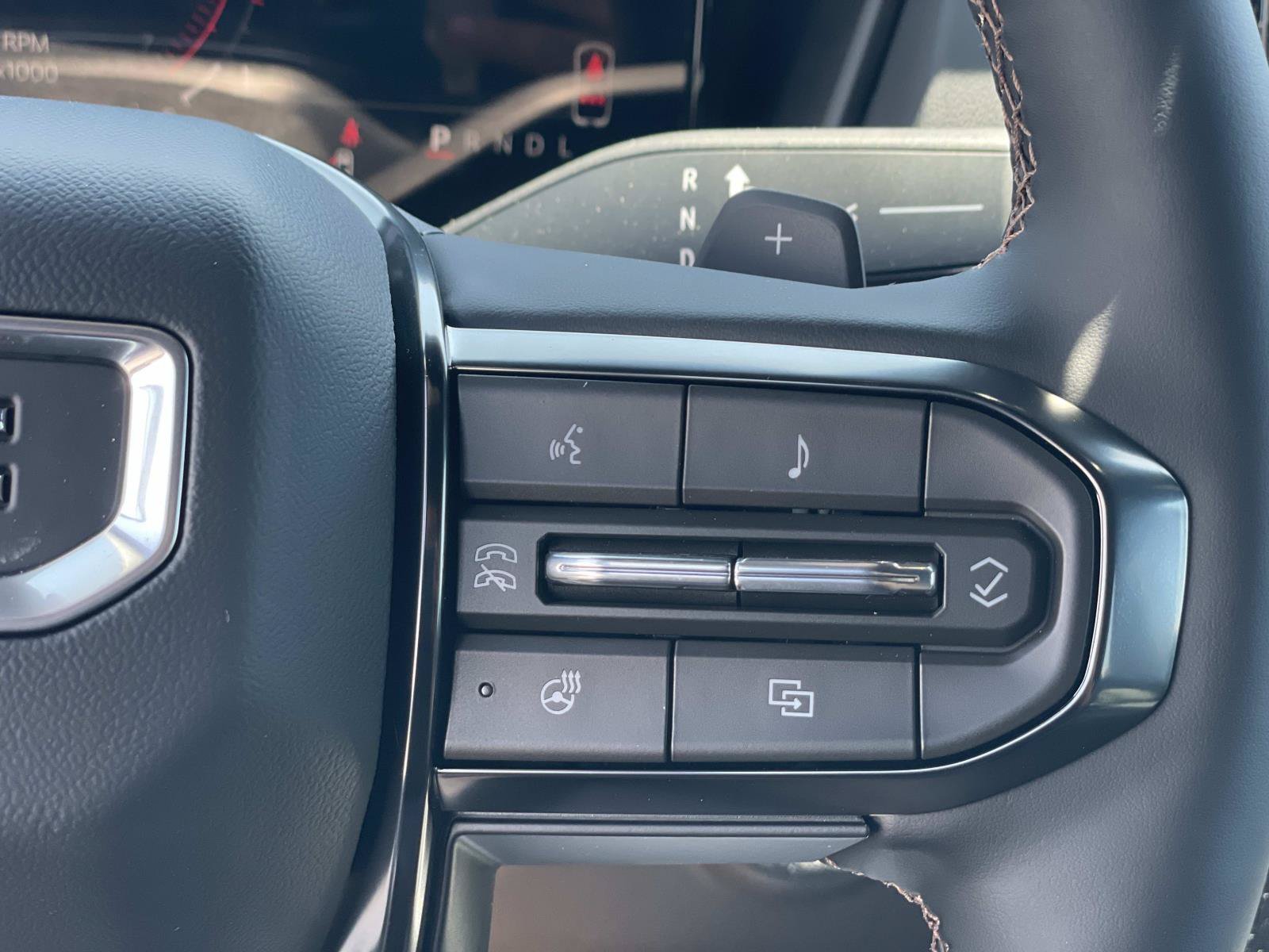 2026 GMC Terrain AT4 - Photo 12