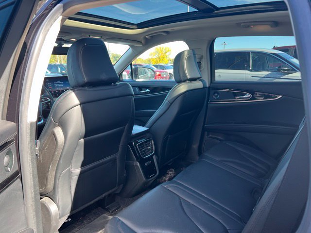 Used 2023 Infinite Black Metallic Lincoln Reserve image 7