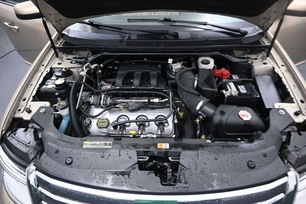 Used 2008  Ford SEL image 12