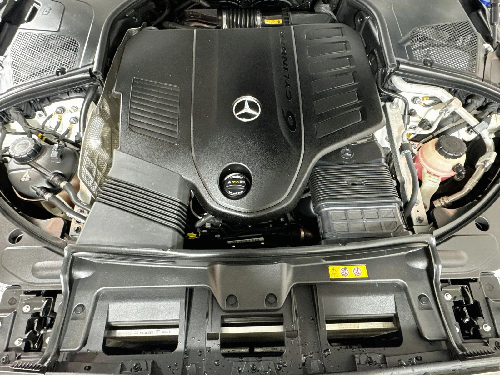 Used 2023 Manufaktur Diamond White Mercedes-Benz S 500 image 29
