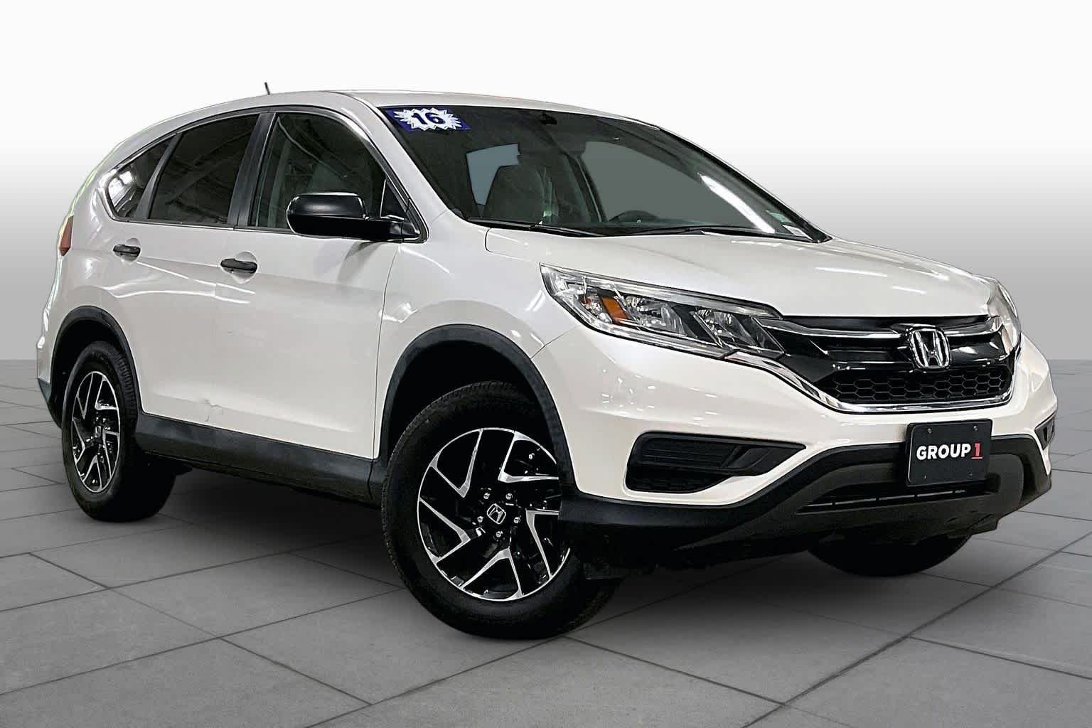 Used 2016 Honda CR-V SE with VIN 5J6RM4H43GL104866 for sale in Westwood, MA