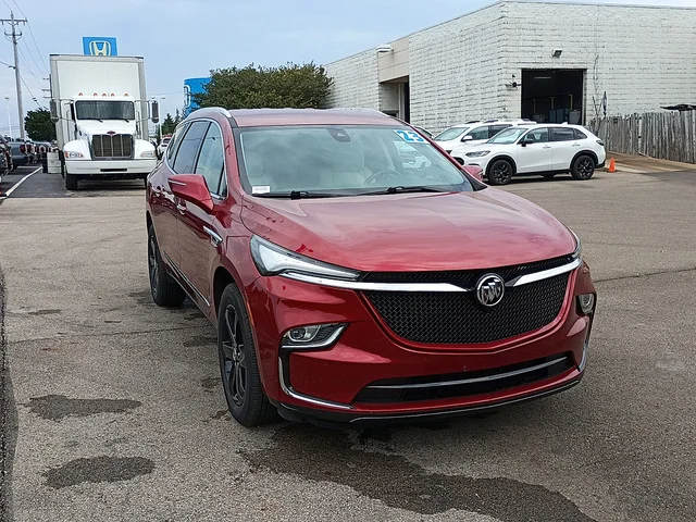 2023 Buick Enclave Essence