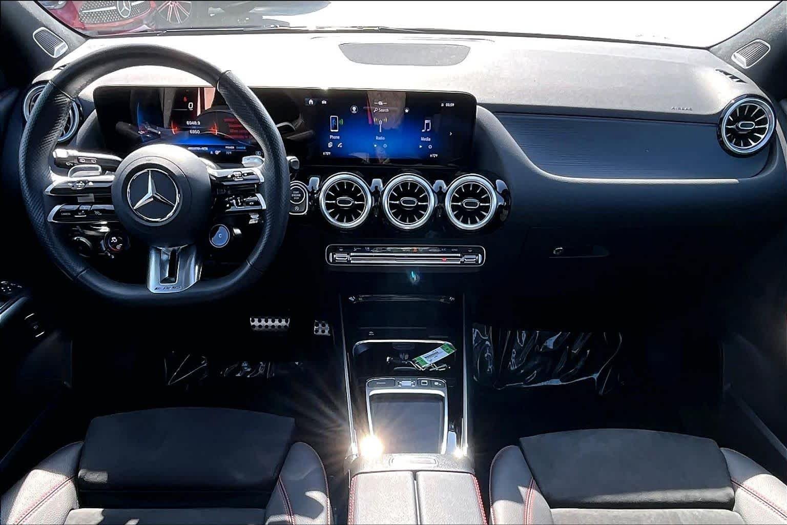 Used 2025 Night Black Mercedes-Benz AMG® GLA 35 image 26