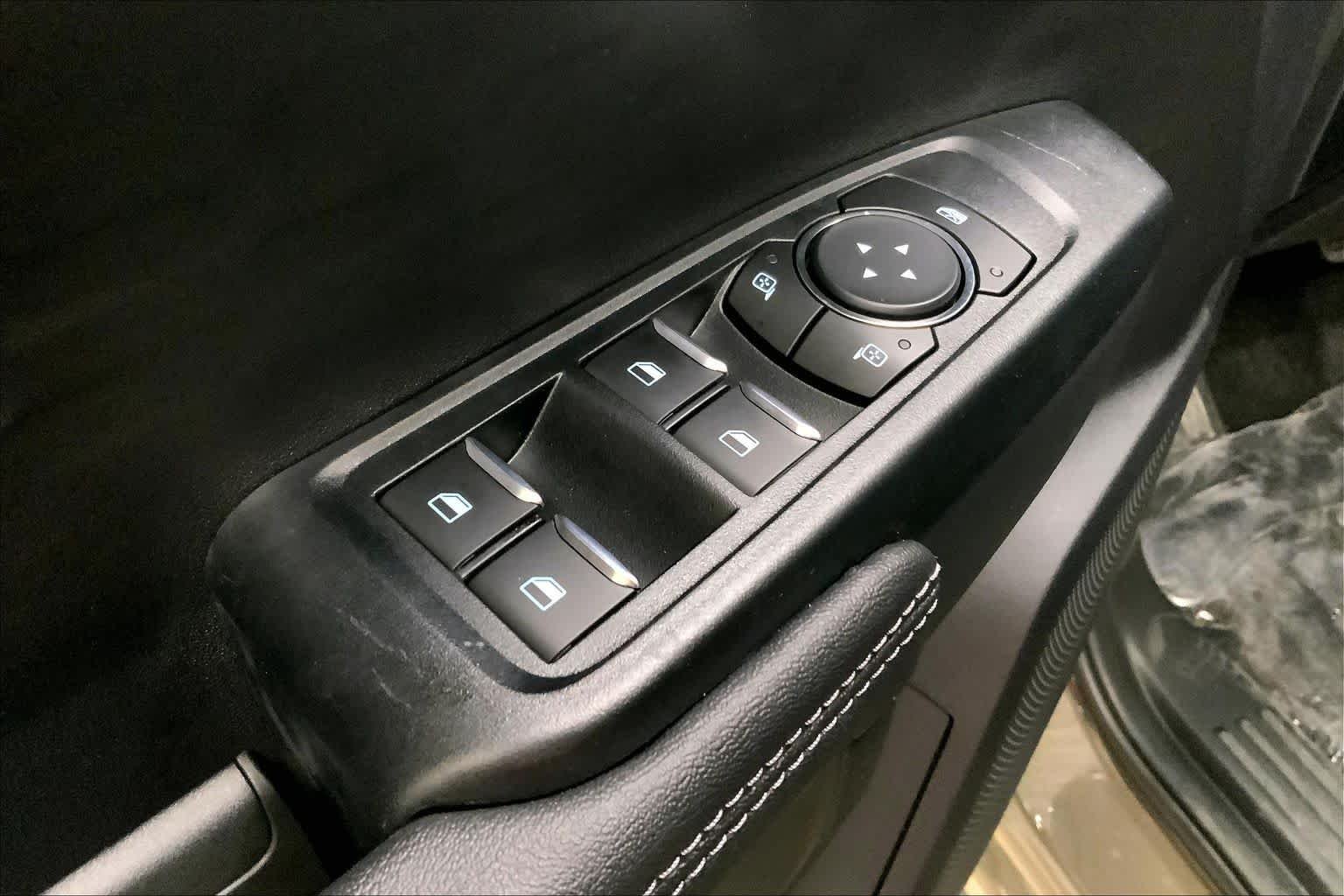 New 2026 Marsh Gray Ford XLT image 17