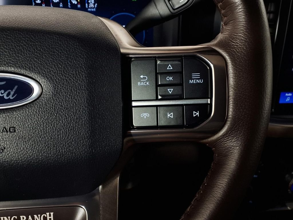 Used 2024  Ford King Ranch image 21