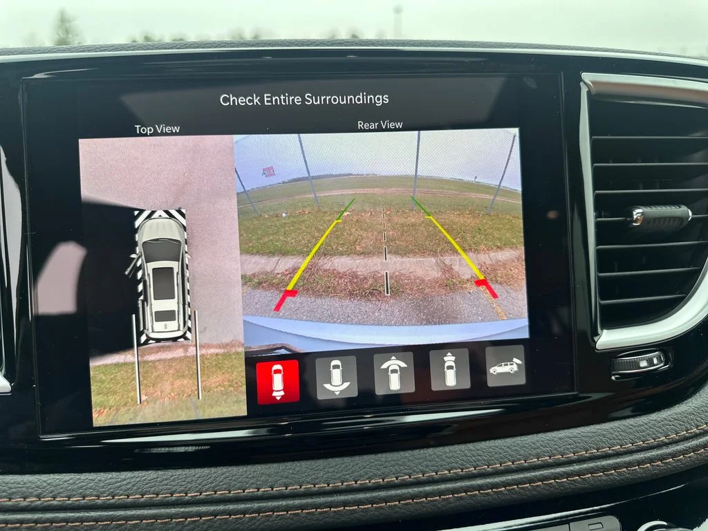 2026 Chrysler Pacifica Pinnacle - Photo 23