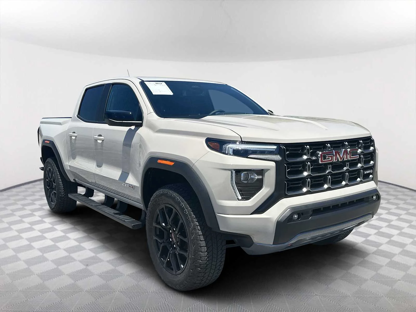2026 GMC Canyon 4WD AT4 Crew Cab Short Box's photo