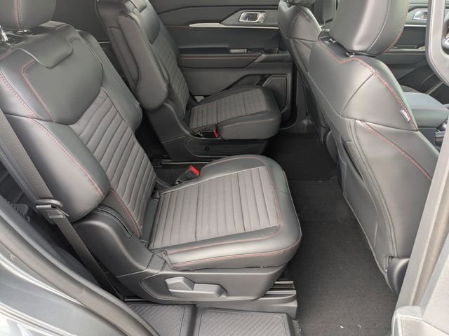 New 2026 Carbonized Gray Metallic Ford ST-Line image 22