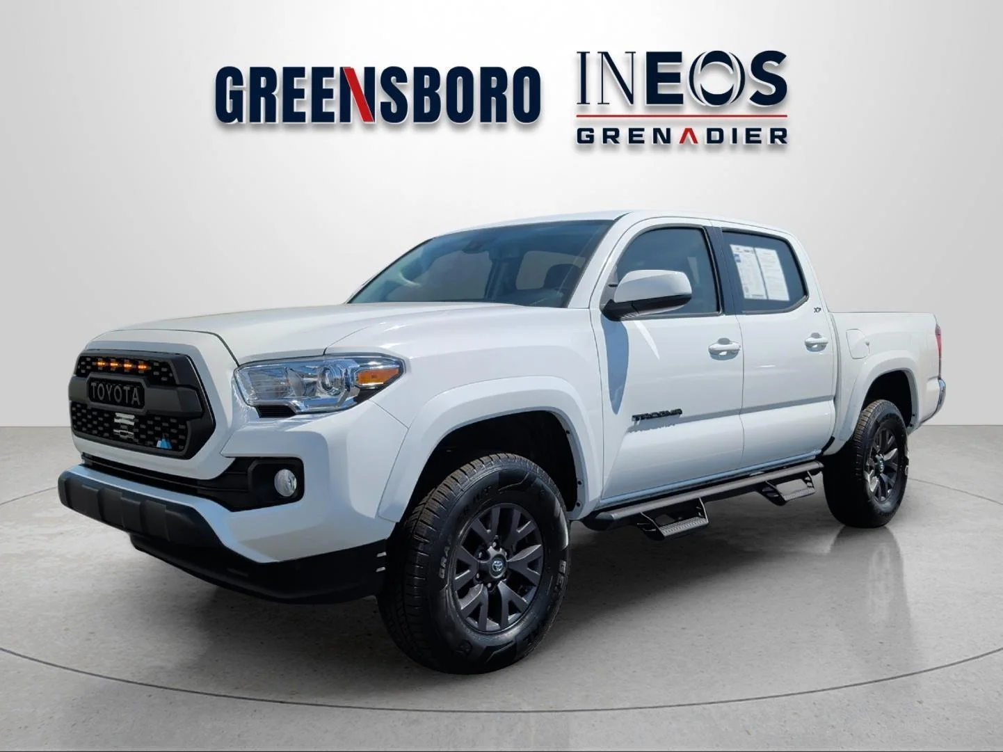 Used 2023 Ice Cap Toyota SR5 image 1