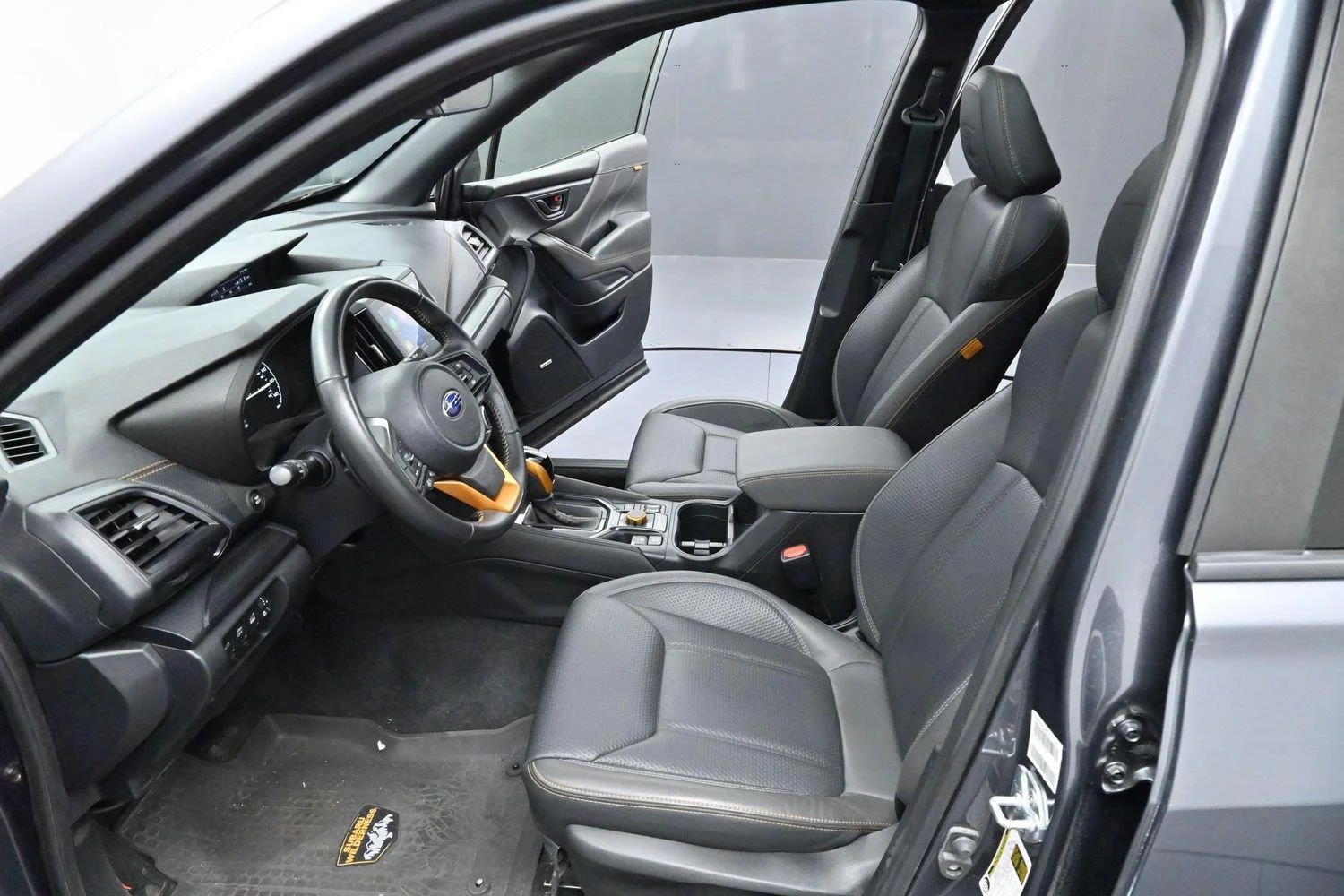 Used 2024 Magnetite Gray Metallic Subaru Wilderness image 11