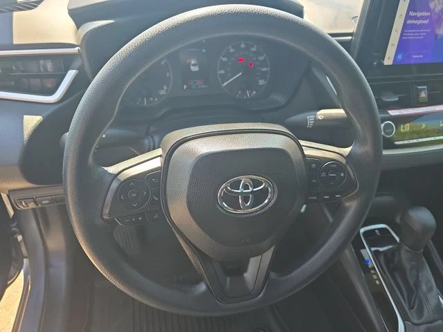 Used 2025  Toyota LE image 16