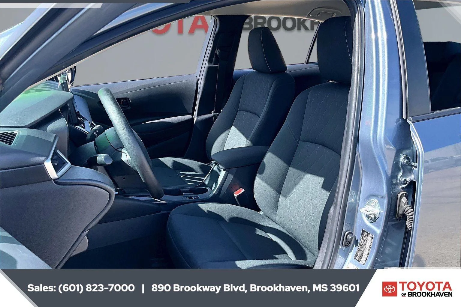 Used 2023 Celestite Toyota LE image 18
