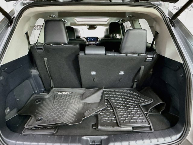 2025 Toyota Grand Highlander Limited - Photo 27