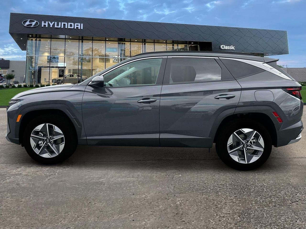 New 2026 Ecotronic Gray Metallic Hyundai SEL image 3