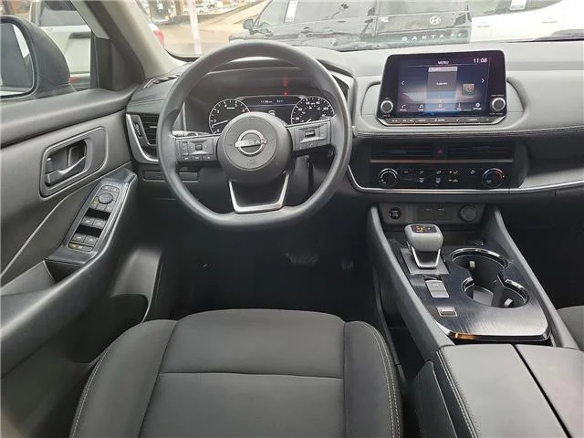 Used 2024 Glacier White Nissan S image 9