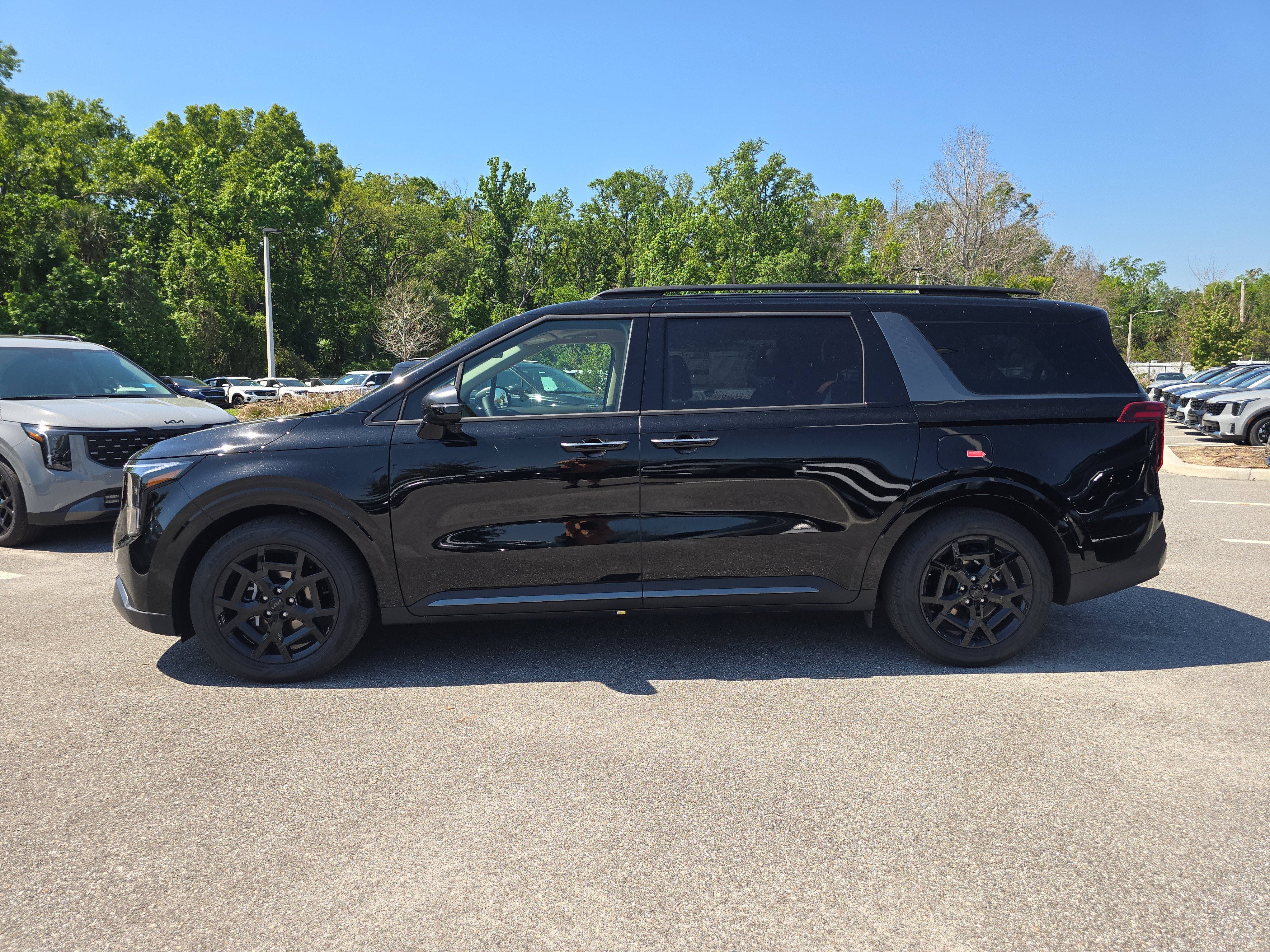New 2026 Aurora Black Pearl Kia SX Prestige image 5