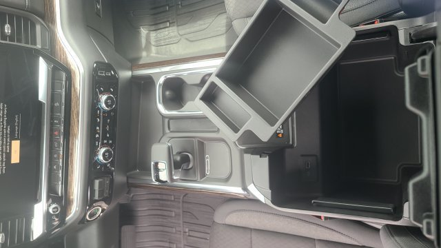 New 2026 Onyx Black GMC Elevation image 14