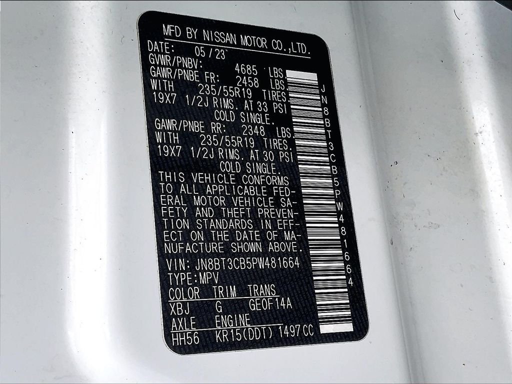 Used 2023 Pearl White Tricoat/Super Black Nissan SL image 36
