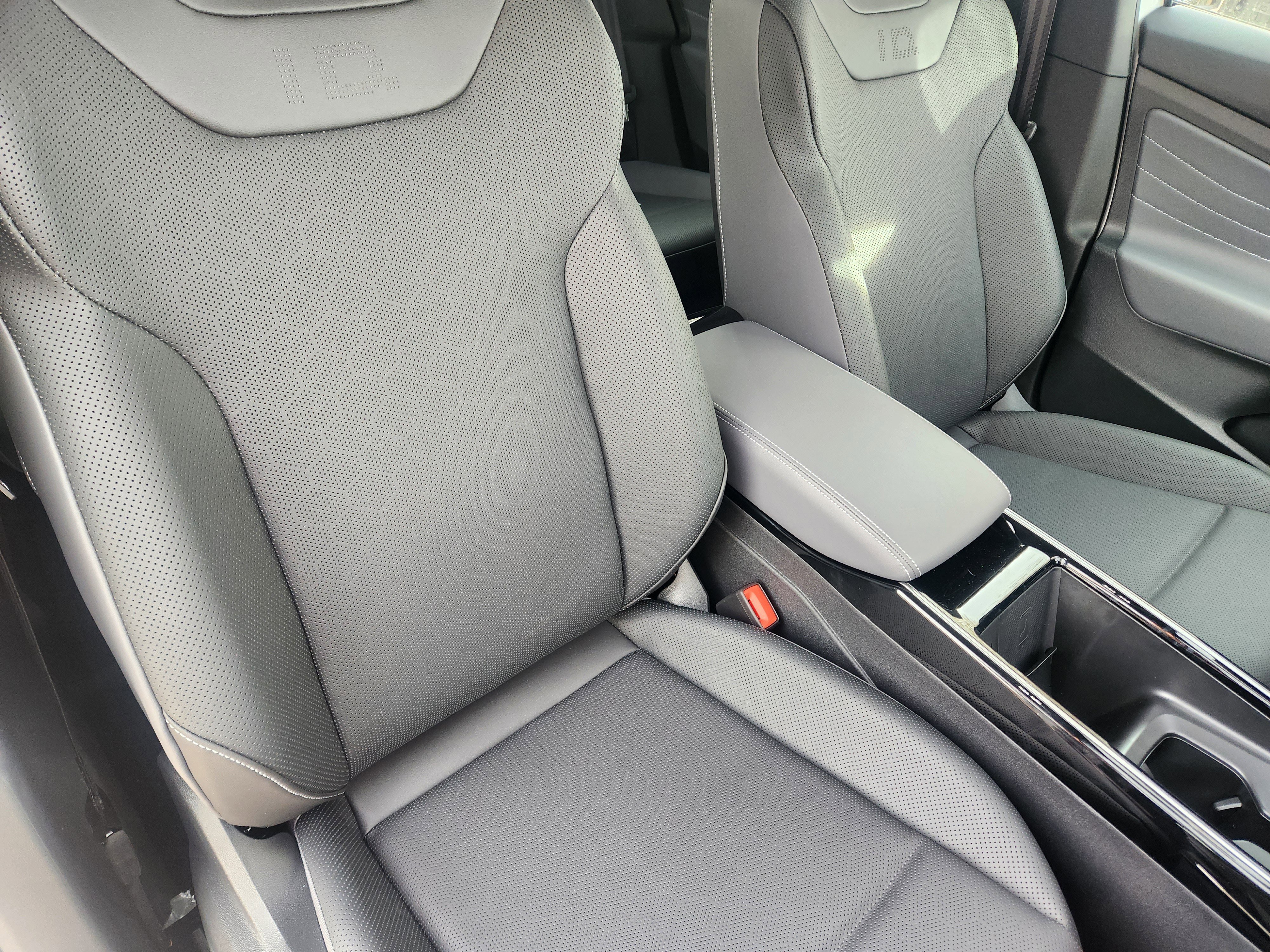 2026 Volkswagen ID.4 PRO S - Photo 13