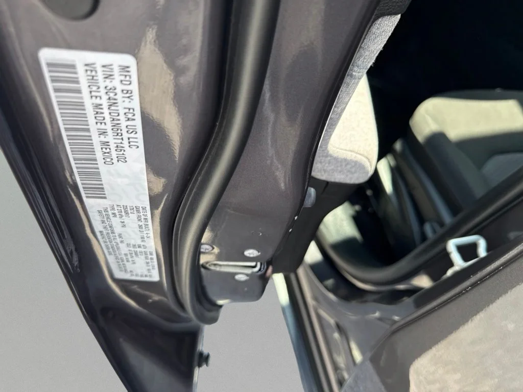 Used 2024 Baltic Gray Metallic Clearcoat Jeep Sport image 21
