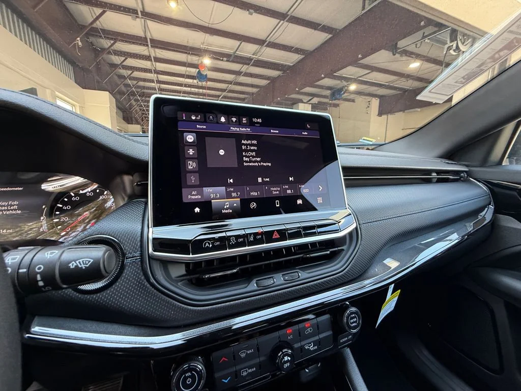 New 2026 Silver Jeep Latitude image 21