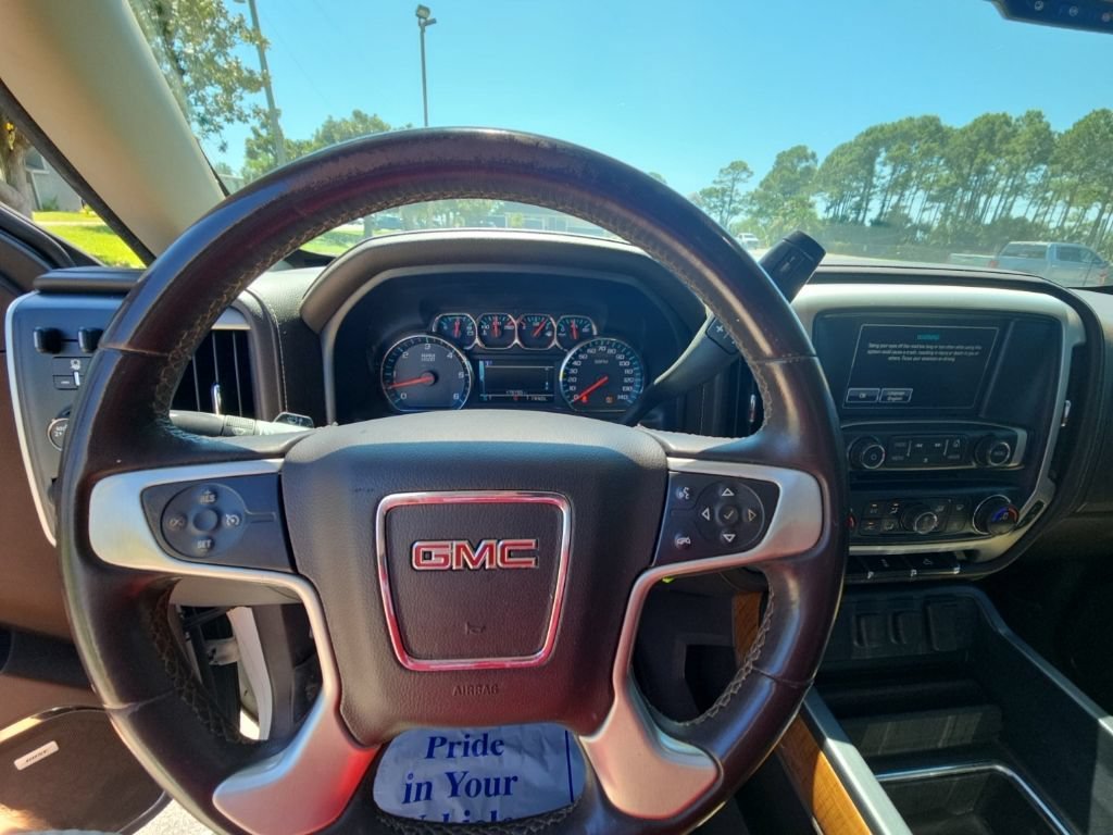 Used 2017 SUMMIT WHITE GMC SLT image 27