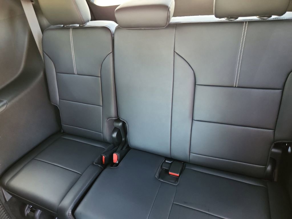 2026 GMC Acadia Elevation - Photo 10