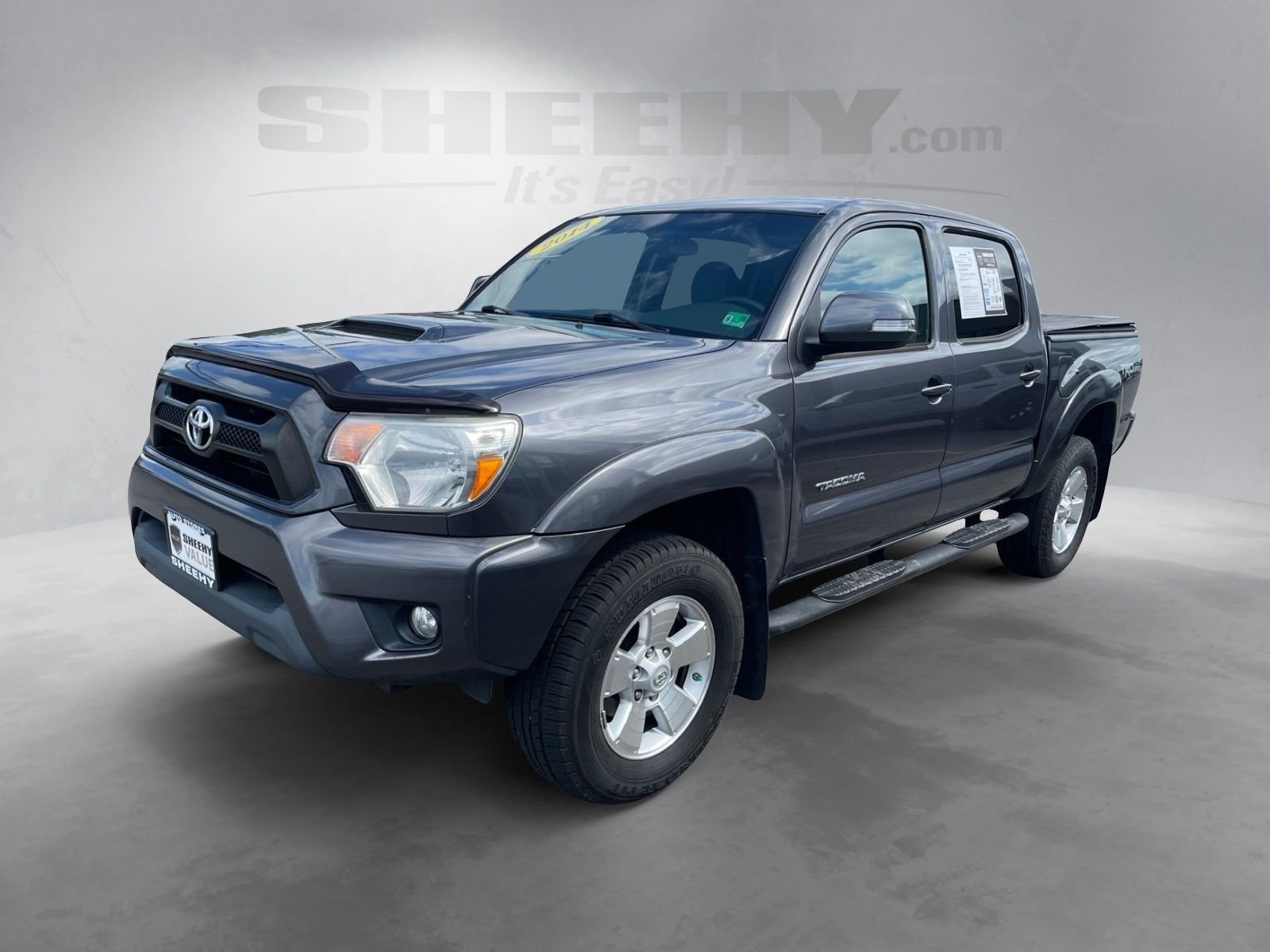 Used 2014 Gray Toyota Base image 8
