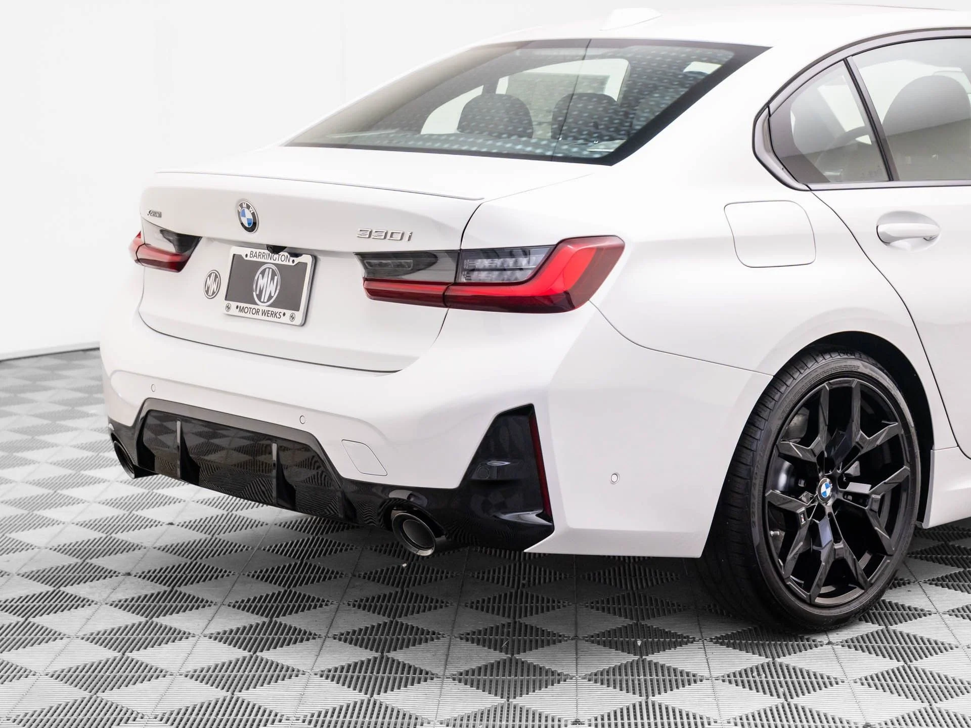 Used 2026 White BMW 330i xDrive image 32
