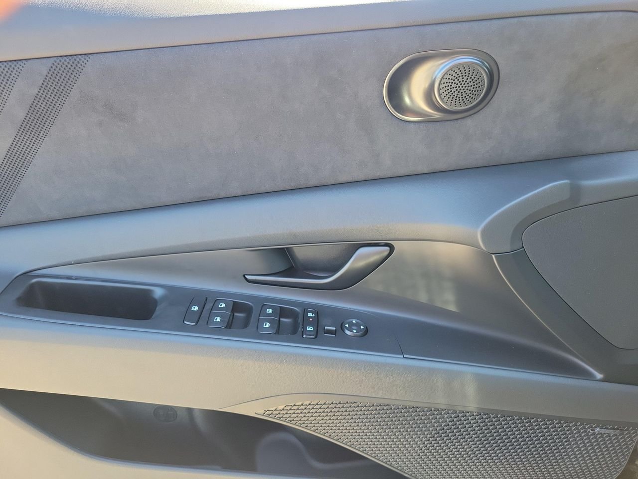 New 2026 Abyss Black Hyundai Sedan image 17