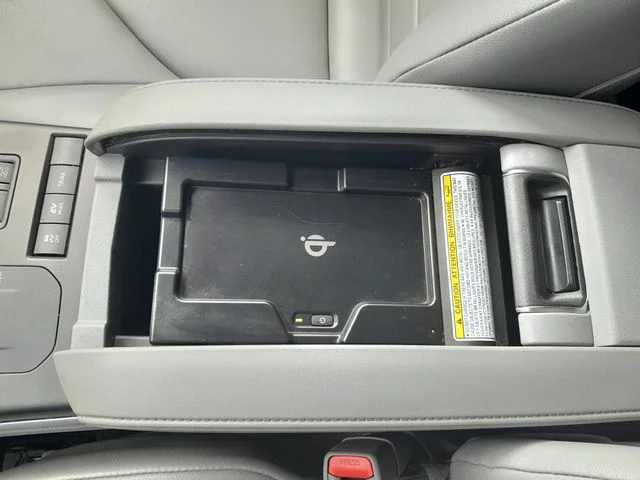 Used 2021  Toyota XLE image 27