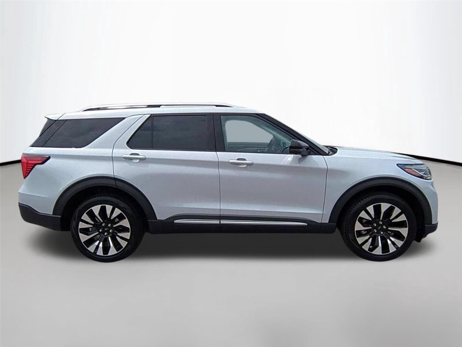 New 2026 Space White Metallic Ford Platinum™ image 6