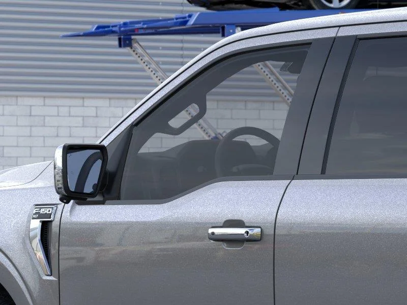 New 2026 Carbonized Gray Metallic Ford XLT image 20