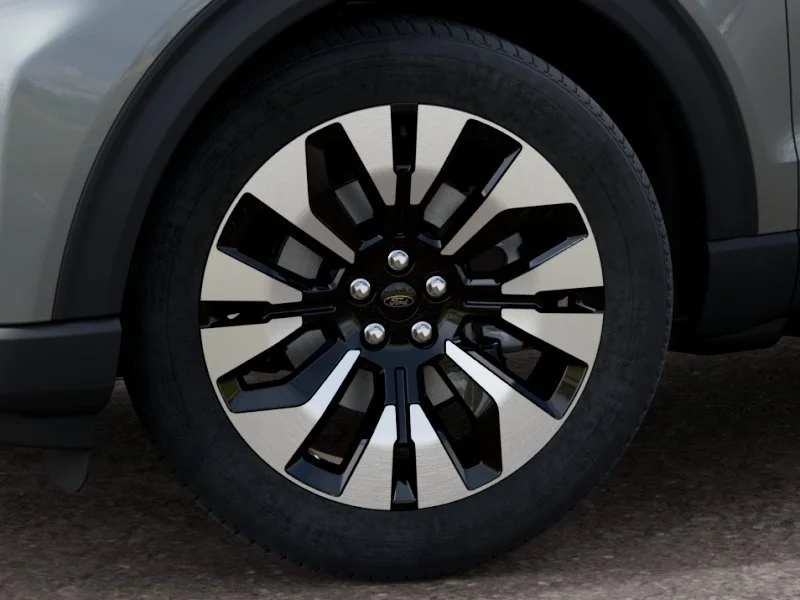 New 2027 Avalanche Gray Ford Platinum™ image 43