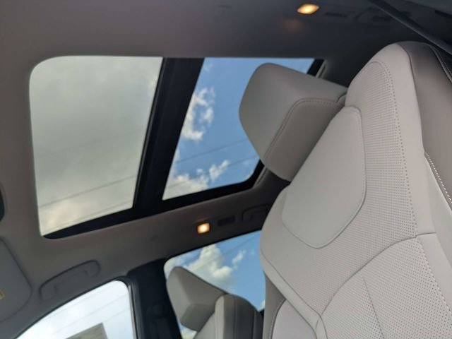 New 2027 BLACK OBSIDIAN INFINITI Pure FWD image 22