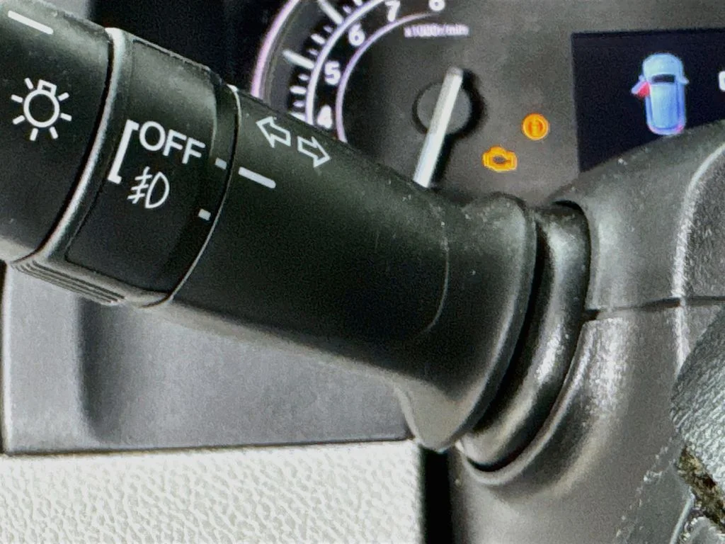 Used 2016 Silver Honda EX-L image 13