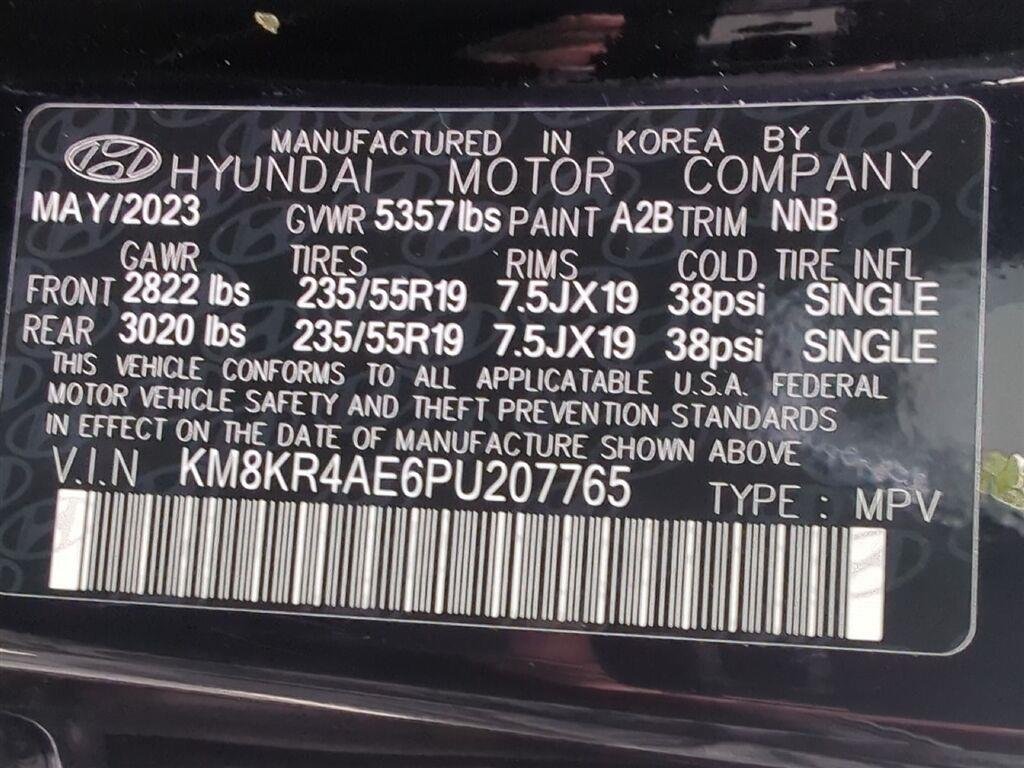 Used 2023 Abyss Black Hyundai Limited image 6