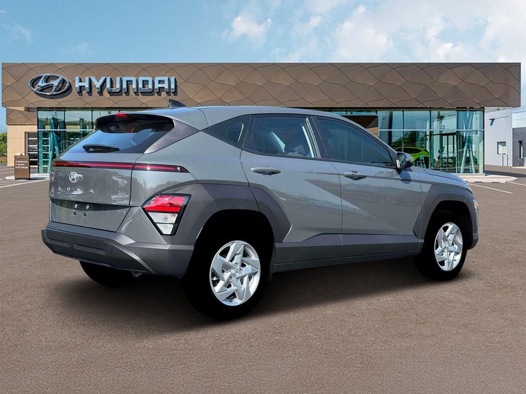 New 2026 Gray Hyundai SE image 8