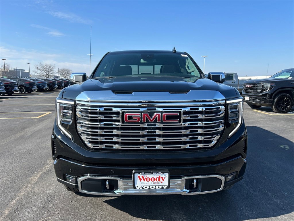 2026 GMC SIERRA - Image 2